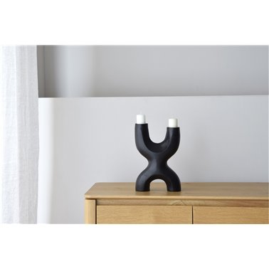 CANDELABRO NEO. METAL. COLOR NEGRO