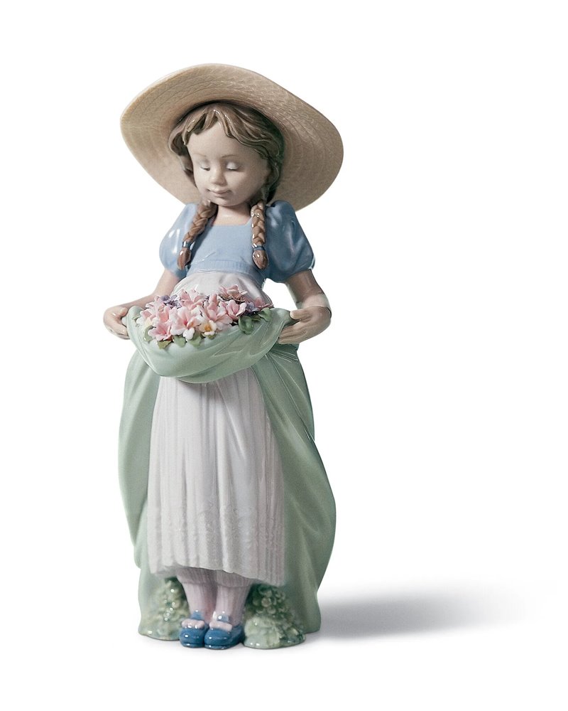 Figura La niña del prado