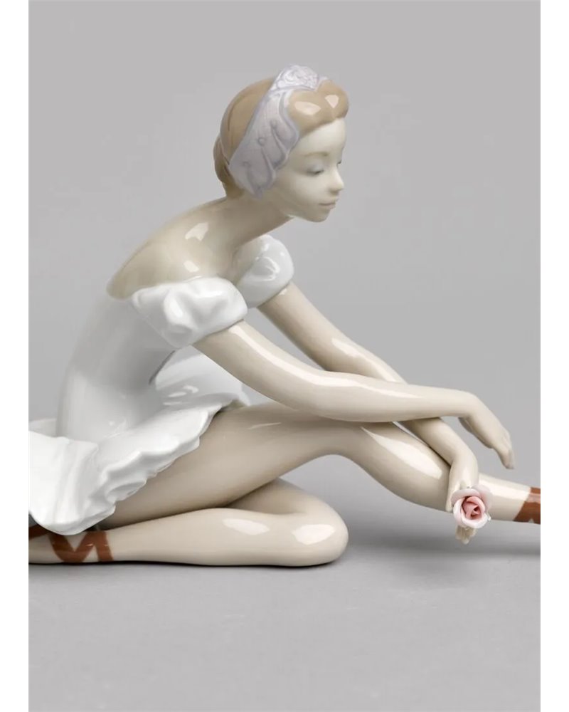 Figura mujer Ballet de la rosa