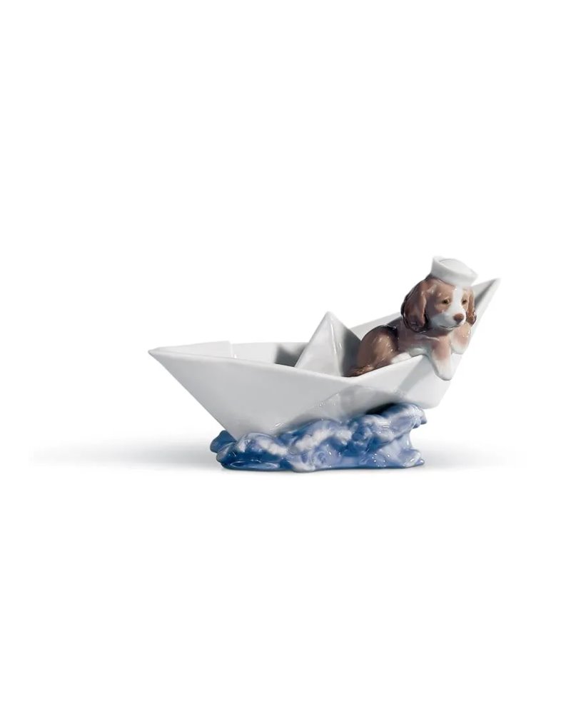 Figura perro Barco de papel