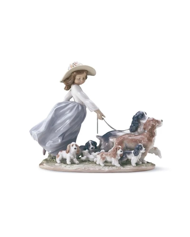 Figura niña con perros La gran familia