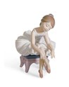 Figura Pequeña bailarina I