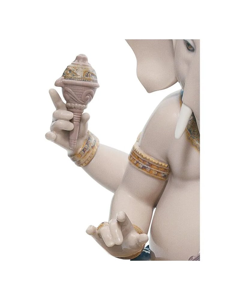 Figura Ganesha con veena