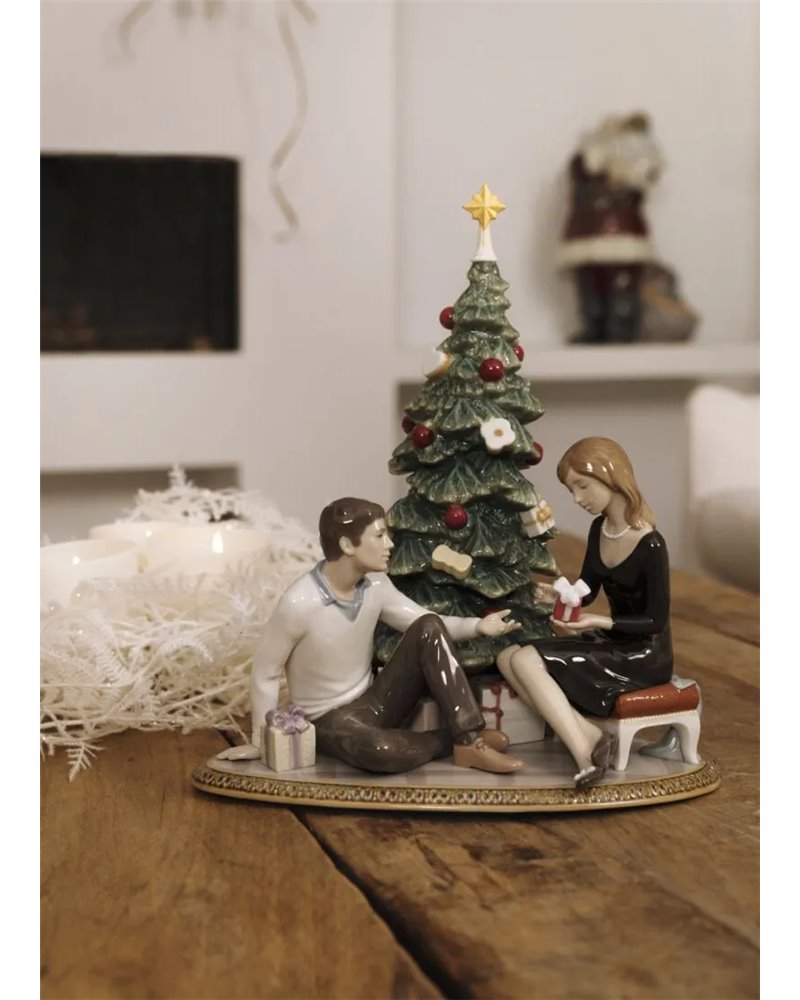 Figura joven pareja Unas Navidades románticas. Serie limitada