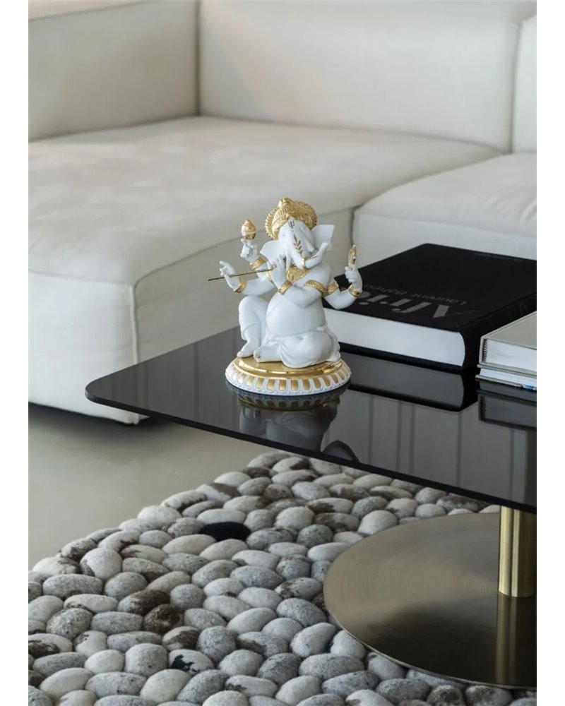 Figura Ganesha con Bansuri. Lustre oro