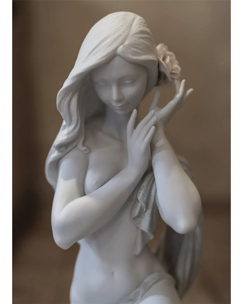 Figura Mujer Cándida luz de luna. Blanco. Serie limitada