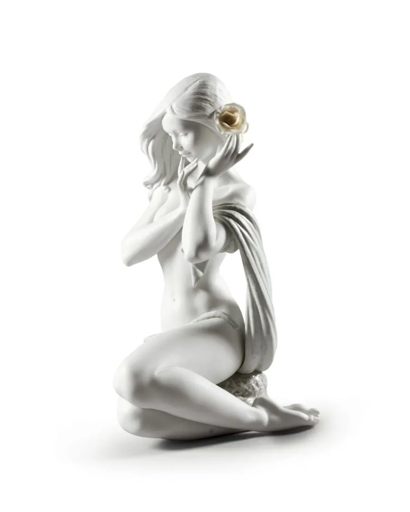 Figura Mujer Cándida luz de luna. Blanco. Serie limitada