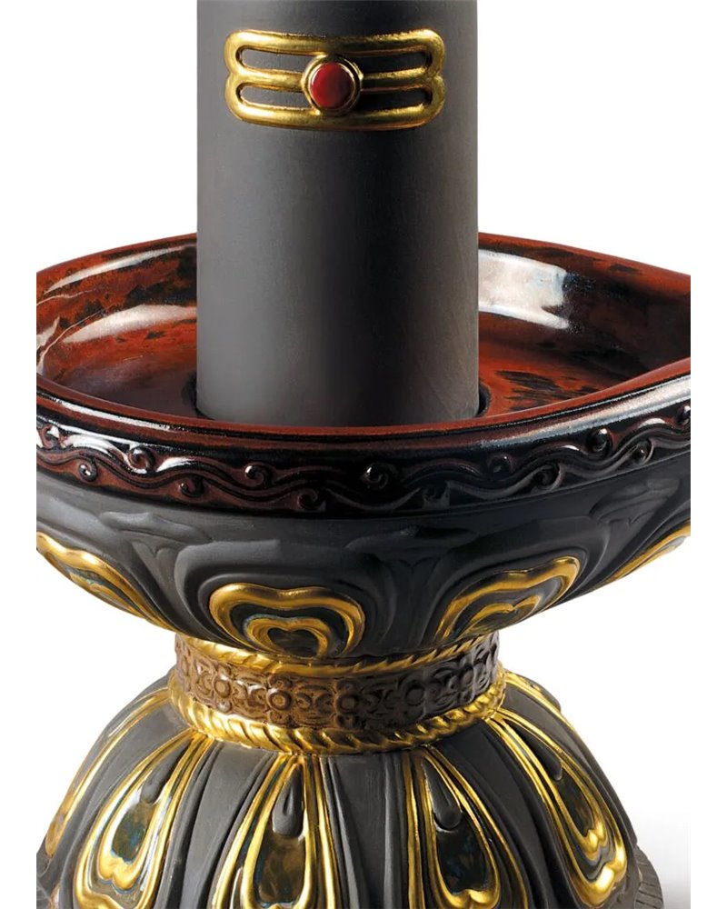 Figura Lingam. Lustre oro