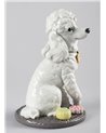 Figura perro Caniche con mochis