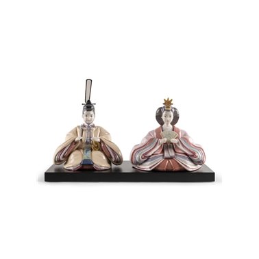 Figura Hina Dolls. Beige y rosa